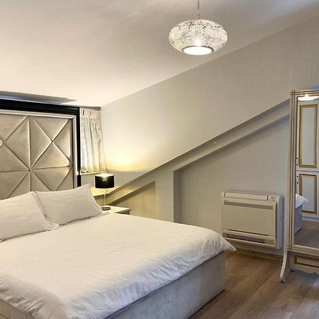 Vila Shard Boutique Hotel Tirana Esterno foto